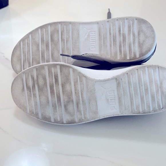 Men’s Puma soft foam grey sneakers. In almost new condition. Size 10. - Picture 6 of 6